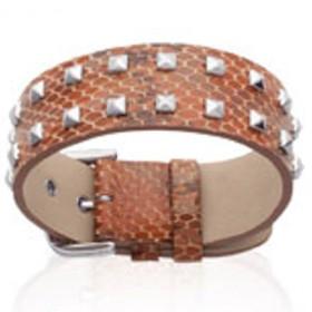 Bracelet cuir marron et acier.