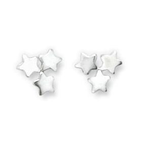 Clous d'oreilles étoiles en argent.