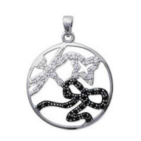 Pendentif en argent avec oxydes de zirconium.