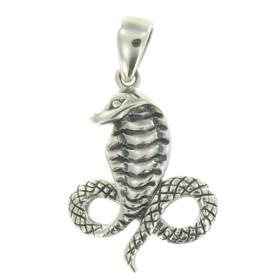 Magnifique pendentif cobra en argent