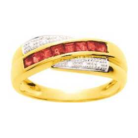 Bague or jaune avec rubis de 0,56 ct et diamants.