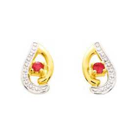 Boucles d'oreilles or et rubis 1 x 0,6 cm